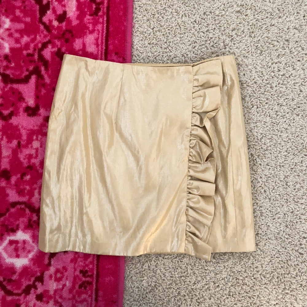 LEONA NWOT gold wrap skirt